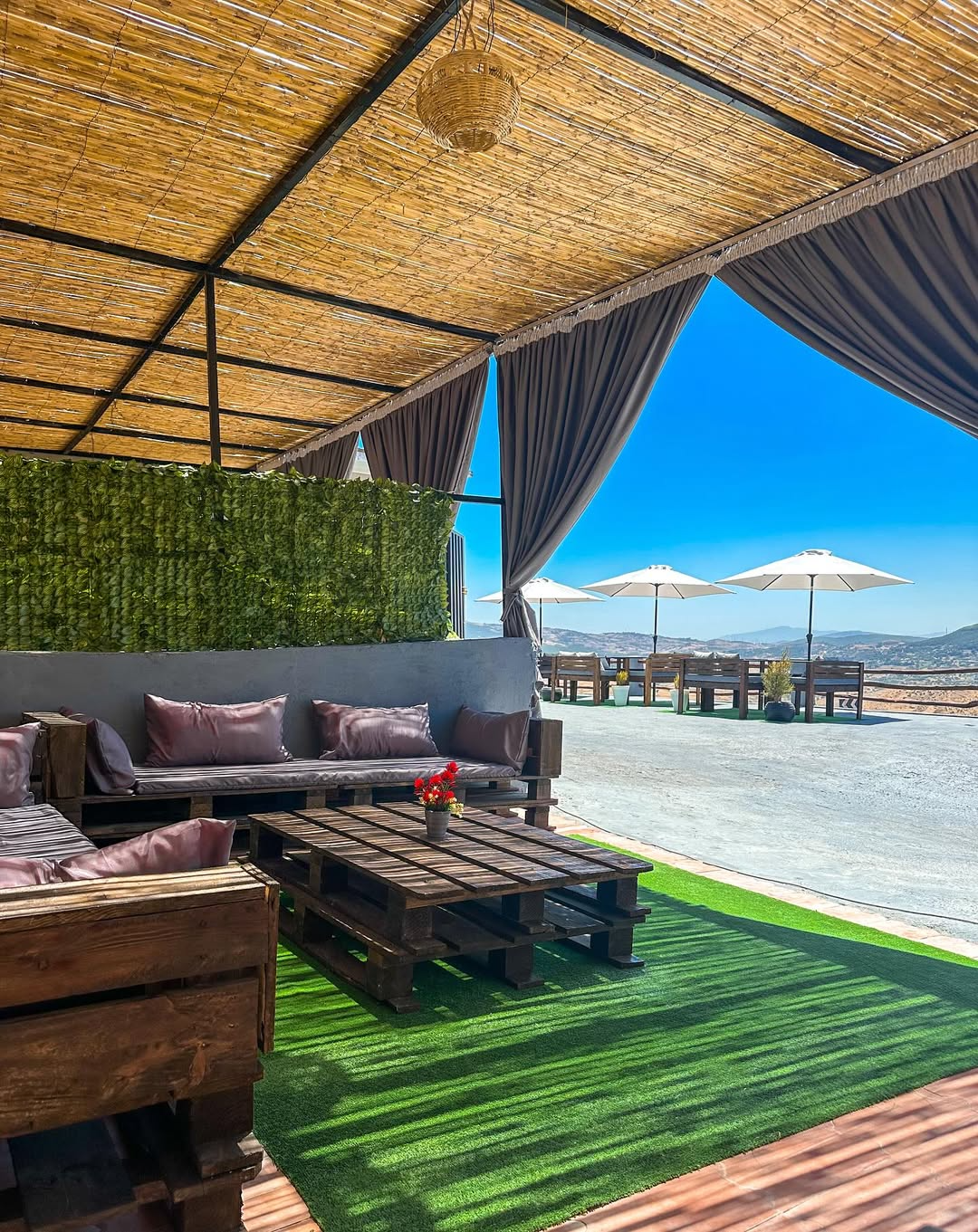 Espace détente Randomed Quad Tanger avec vue et terrasse